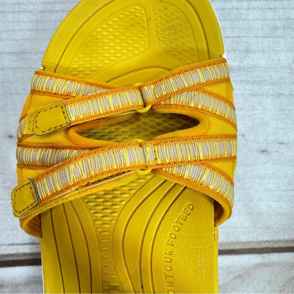 Ryka Yellow Savannah Sport Sandals Contoured Footbed Comfort Arch Support